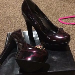 Gently used Carlos Santana shoes